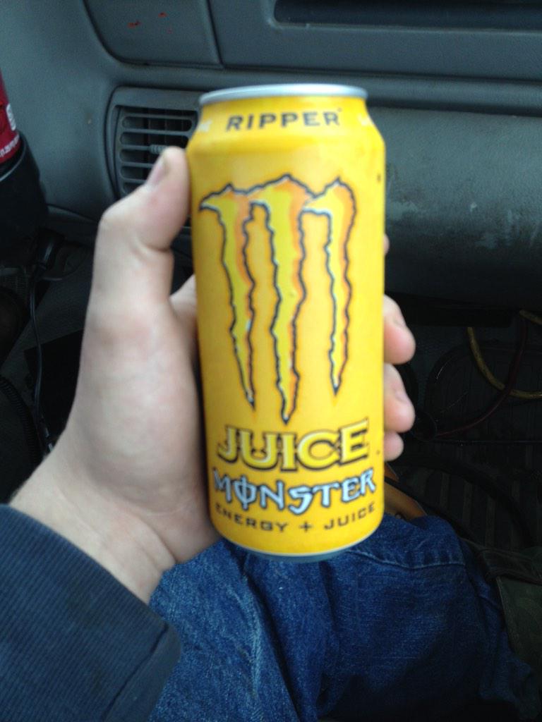 DanqerousDave's tweet photo. #monsterenergy #juice http://t.co/Xp91DJPhjQ