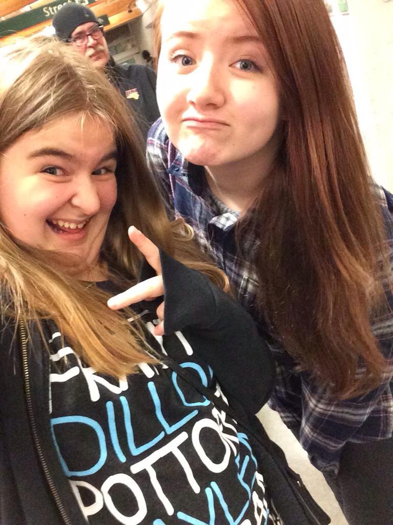 youngrenegades's tweet image. #ThanksToO2L i met @legallymoran