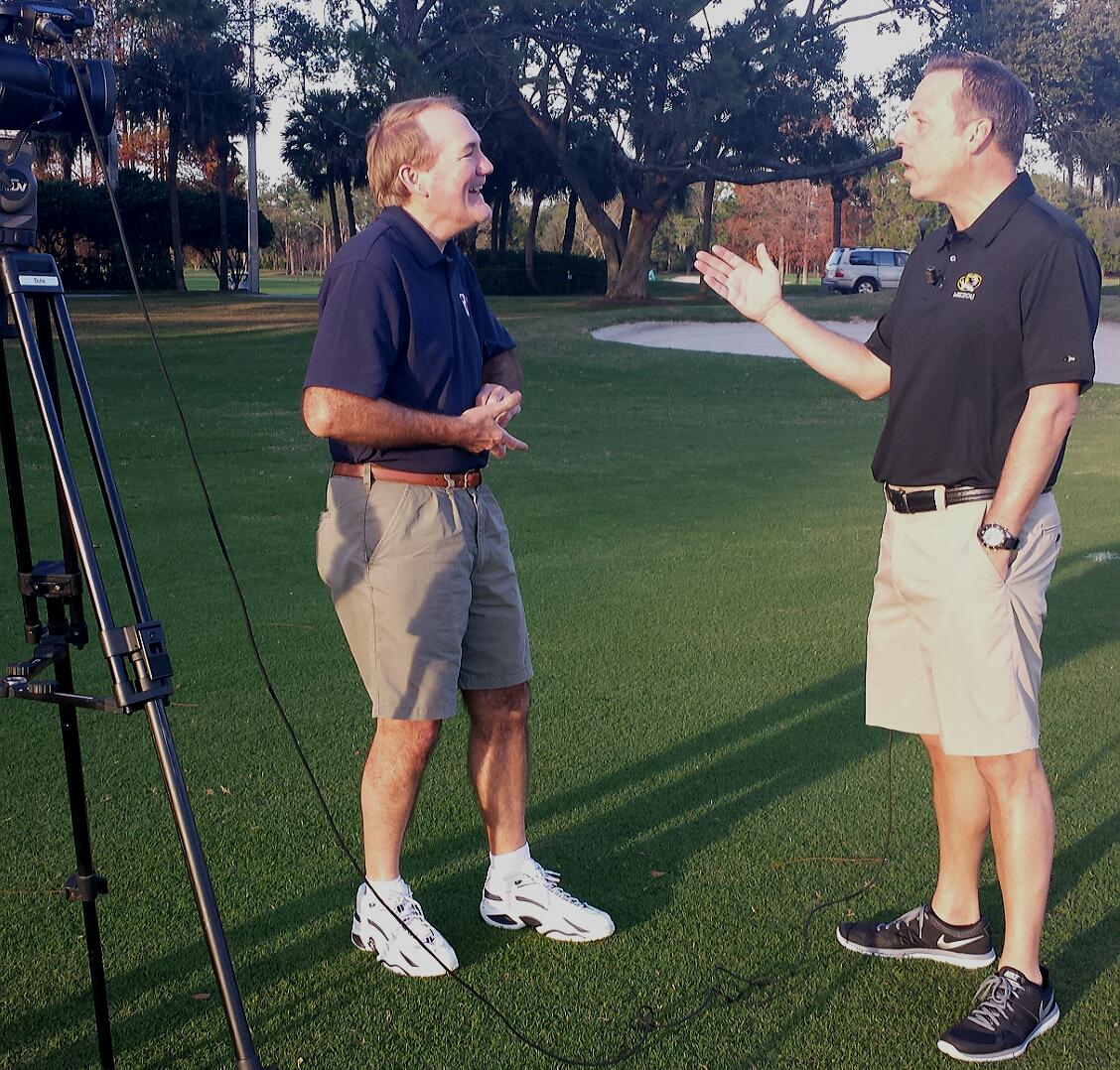 komuJim's tweet photo. Tune into @KOMUnews after the game to see my interview with  @KraigKann. We're talking #Mizzou, golf &amp; more. http://t.co/fX5D1OsjYp