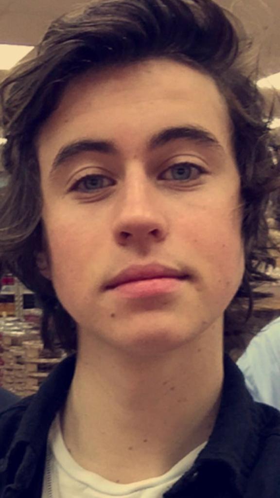 Happy Birthday Hamilton Nash Grier!!!! Hope you have an amaaaazzing day!! Love ya         