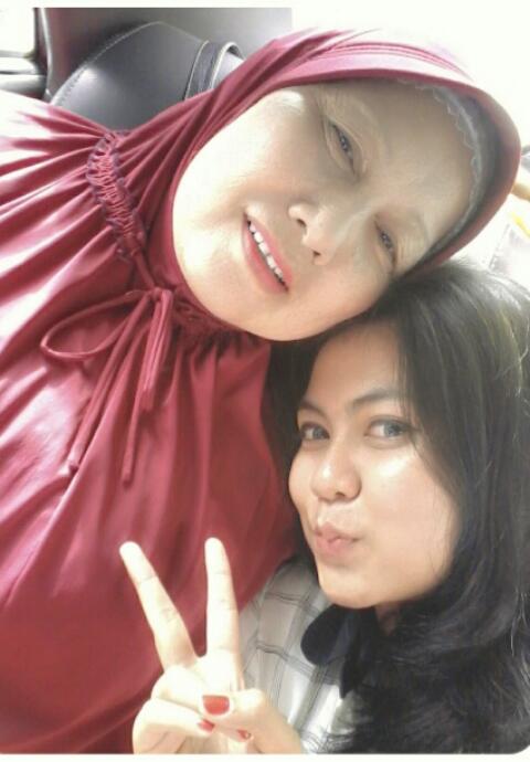 Selamat hari ibu , maaa .... i love you !!!!