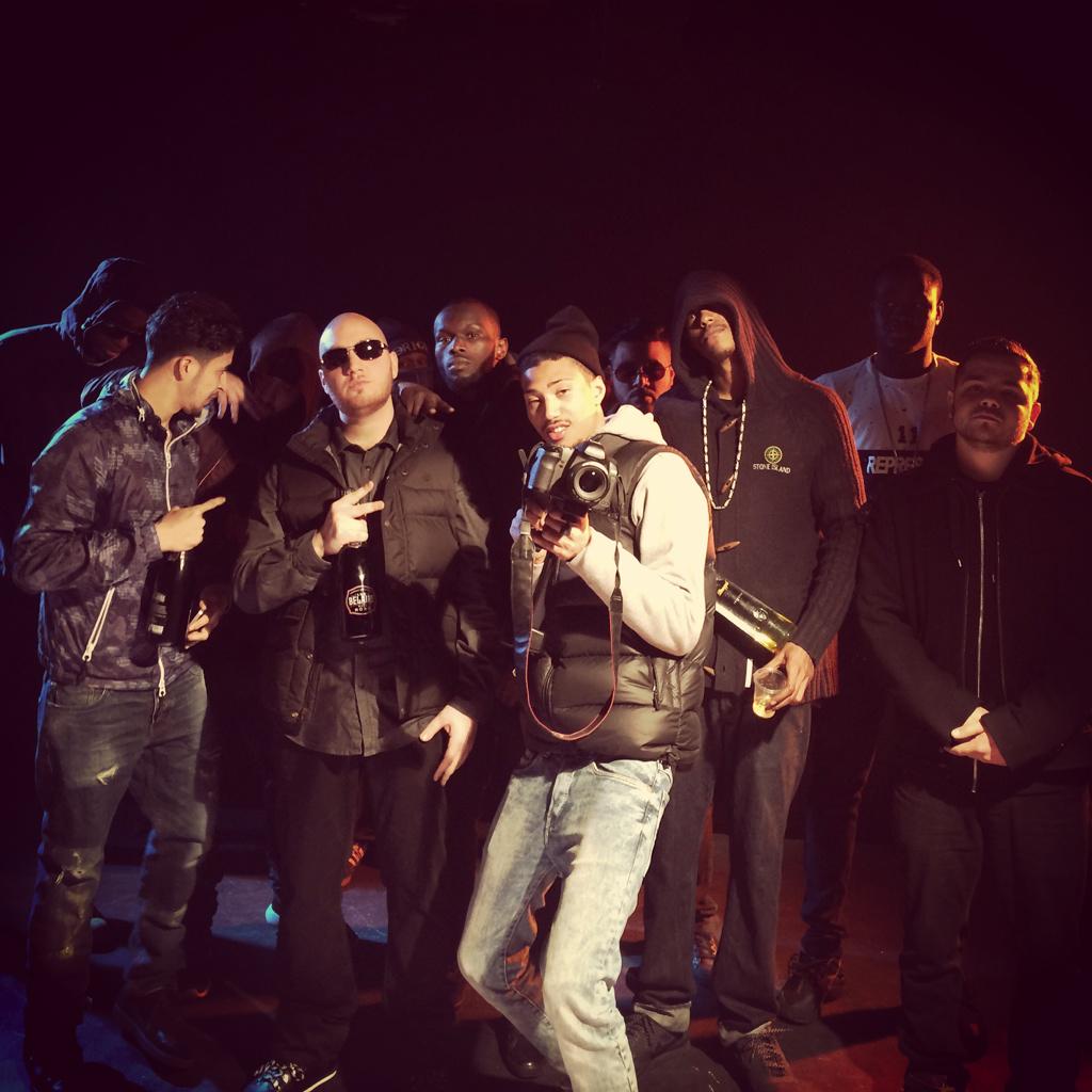 DRymez's tweet photo. Big video shoot! My new track #GOHARD out SOON! http://t.co/AVe9HfC4dI