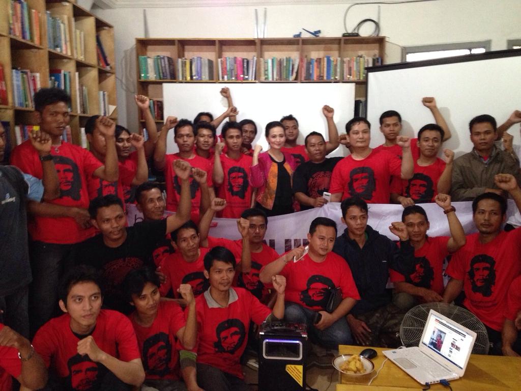 Forum solidaritas pekerja indonesia luar negeri  -- key note speaker dlm forum pelatihan jurnalistik buruh migran"