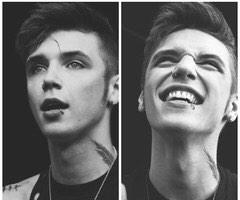 gvnsnr0ses's tweet image. Je m'en remet toujours pas de ce gars