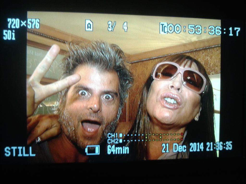 crudatarde's tweet photo. gracias @Moria_Casan x acordarte siempre d los camaras,tecnicos sos copada de ley @NazarenaNobile @CamarasIntrusos http://t.co/y83pEqF4B6