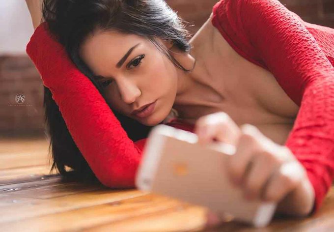 Selfie shoot @EASPHOTO http://t.co/RiAhUwCzA1<a class="tags" target="_blank" title="On Twitter" href="/?out=eyJ0eXAiOiJKV1QiLCJhbGciOiJIUzUxMiJ9.eyJpYXQiOjE3MjE2MDA2OTMsImlzcyI6InR3cG9ybnN0YXJzLmNvbSIsIm5iZiI6MTcyMTYwMDY5MywiZXhwIjoxNzUzMTM2NjkzLCJyZWRpcmVjdF91cmwiOiJodHRwczovL3R3aXR0ZXIuY29tL0VBU1BIT1RPIn0.AmuPMxnzif2-D6kUO13W1PIpJf3-XzcSkxZyU2XdWe1VzfYEswJ74aCknmFBOicPgvHHAnGCZzHCgA1OWnTIGw">@EASPHOTO</a><a href="/tag/finally"class="tags"><span>#finally</span></a>