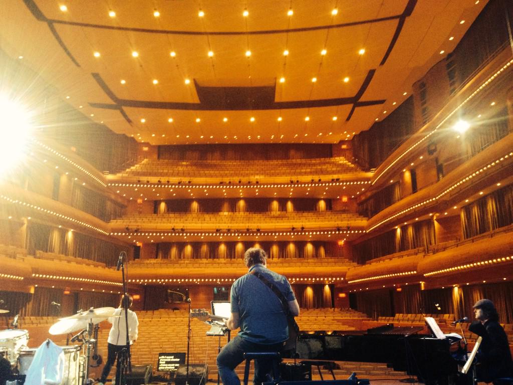 amymillan's tweet photo. Playing this beautiful room to a sold out crowd tonight. Thank's for the invite Martha and Rufus #noelnights http://t.co/b2ayjsbwp9