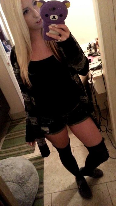 What do you think of my new phone case?😜🐻 I don't know if it's big enough though 😜 hehehe #sexysunday<a href="/tag/sexysunday"class="tags"><span>#sexysunday</span></a><a href="/tag/itsbig"class="tags"><span>#itsbig</span></a>