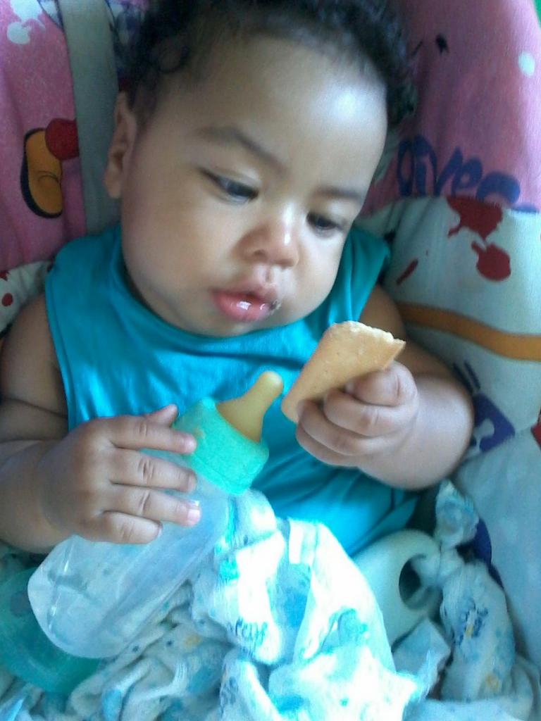 jconva's tweet image. &quot;Amor à primeira vista&quot; 😂😍😍😍
#bbzao #amrzao #gordodaminhavida :3 ❤