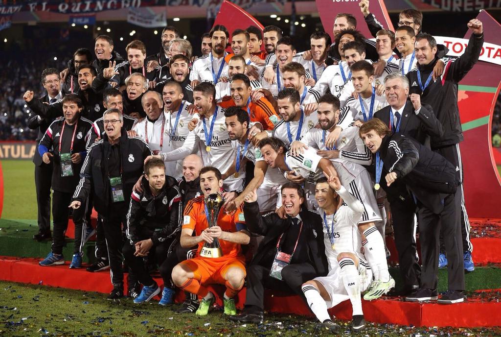 TerritorioRM's tweet photo. Un deporte, un club, un equipo, una pasión, ¡HALAMADRID! http://t.co/305w1YUdfJ