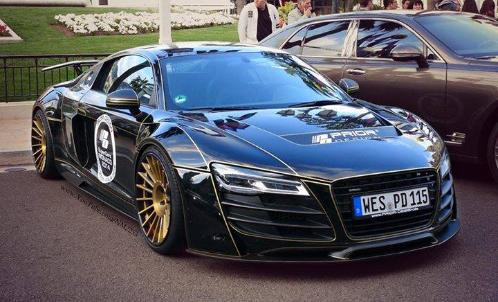HDAutoPics's tweet photo. Audi R8 http://t.co/z6homPFXQa