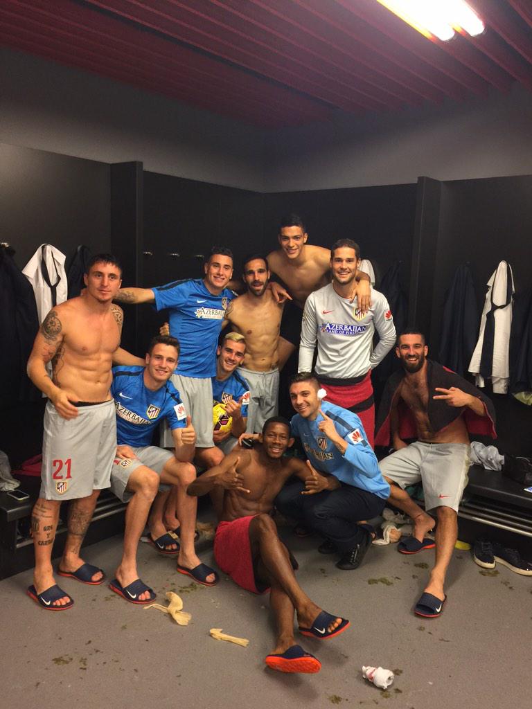 JoseMaGimenez13's tweet photo. Vamos equipoooo, gran triunfo... #AupaAtleti #SeguimosCreciendo http://t.co/vHAuvvMGbr