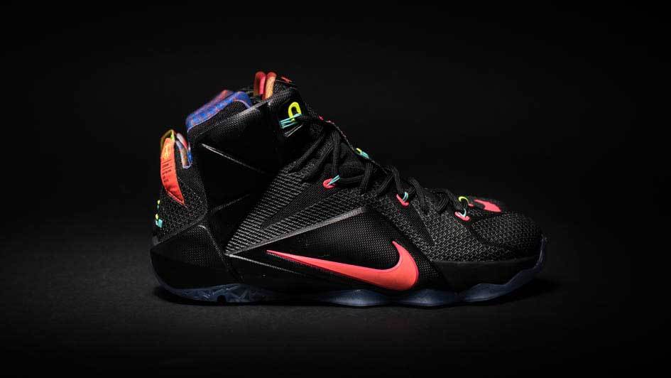 lebron shoes finish line