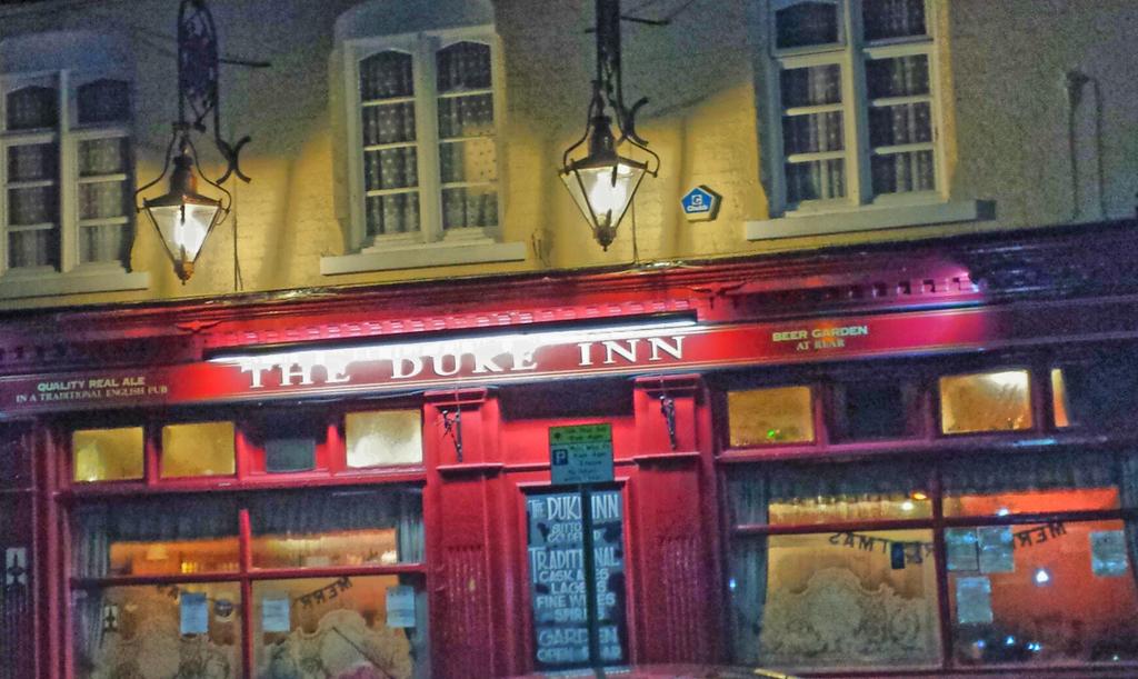 MaryECostello's tweet photo. I worked here many Christmases ago... #PAD2014 #project365 #355/365 http://t.co/aLaw1aj1ad