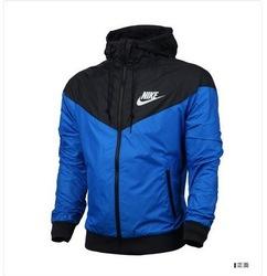 TodoReplicas's tweet photo. Por tan solo 30€ puedes conseguir esta cazadora Nike !!! Solo esta navidad !! http://t.co/FYxRPmbwZz