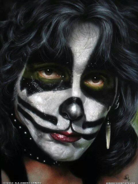 Happy birthday Peter Criss   