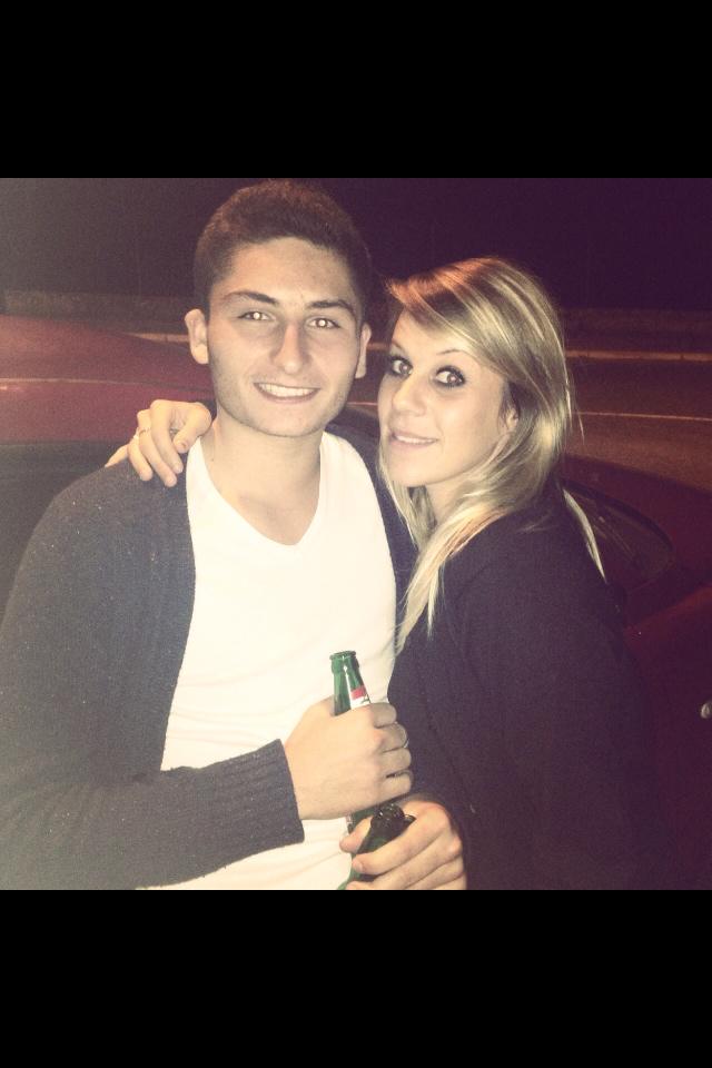 agatheXV's tweet photo. @florian_9 joyeux anniversaire mon chat 💜 http://t.co/O782AhRoh9