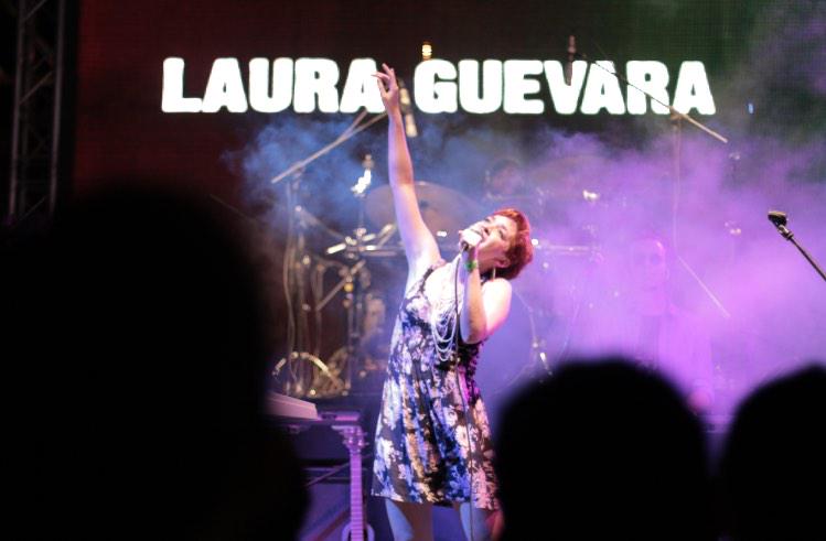 eafest's tweet photo. Gracias laura @LaLauraGuevara por participar y regalarnos tu voz #EAFEST2014 http://t.co/xGMbpvoE1G