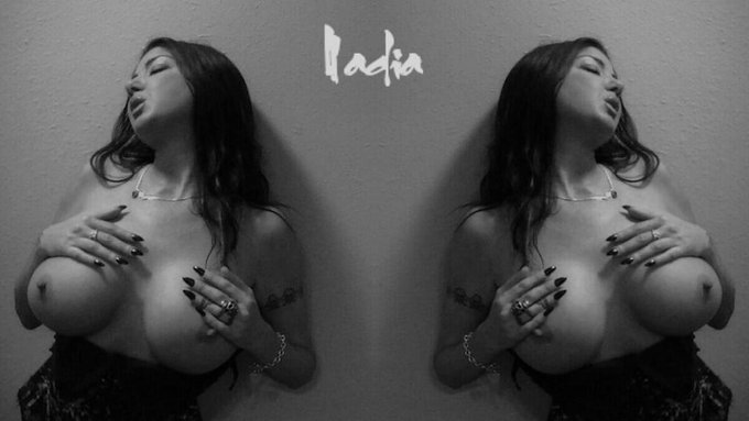 Rt if you like #Bigtits #bustybrunettes #doublethefun #naughtysluts #cocktease #wetpussy xoxo http://t<a href="/tag/bigtits"class="tags">#Bigtits</a><a href="/tag/bustybrunettes"class="tags">#bustybrunettes</a><a href="/tag/doublethefun"class="tags">#doublethefun</a><a href="/tag/wetpussy"class="tags"><span>#wetpussy</span></a><a href="/tag/cocktease"class="tags"><span>#cocktease</span></a><a href="/tag/naughtysluts"class="tags"><span>#naughtysluts</span></a>