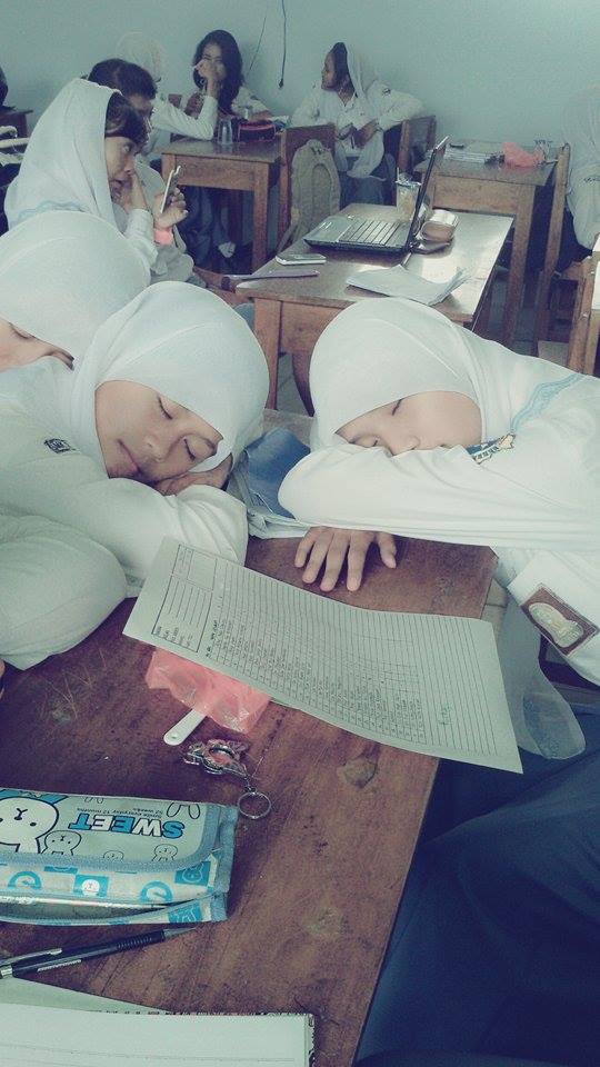 evitafatma11's tweet image. #NoLesson #NoTeacher #SleepingBeauty