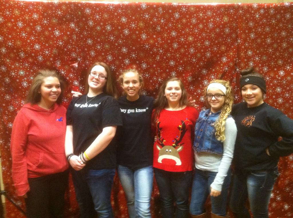 AllenBonnell's tweet photo. Lovely Ladies! @GROUP99students @ibccorbin @lifewrife #TheGathering #group99 http://t.co/fRM60zayrp