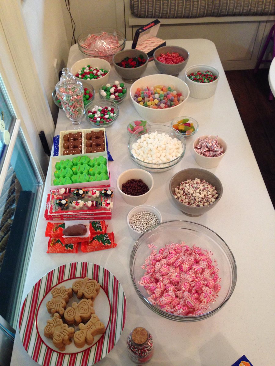 This was lunch.
Then we decorated gingerbread houses with vegetables.