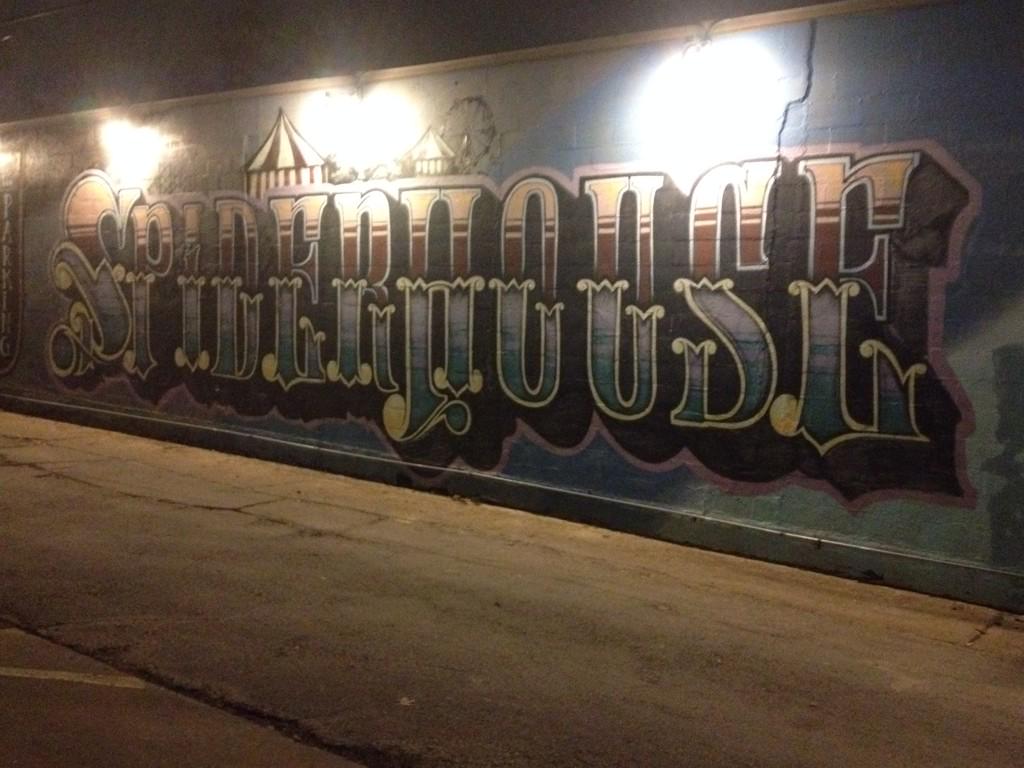BrownSanta1's tweet photo. @spiderhouse http://t.co/CKn2Ega77R