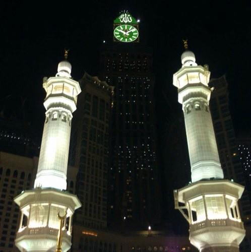 abos0ud's tweet photo. القران الكريم كاملاً بصوت الشيخ ماهر المعيقلي 

http://t.co/H8MWOrWYnP http://t.co/oyLNhEnsqj