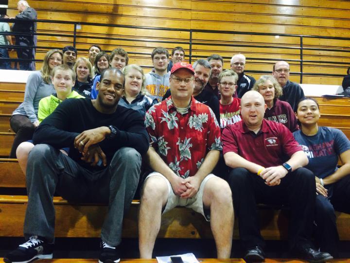 CoeCollegeWBB's tweet image. Feeling blessed to have had such a great group supporting us all the way in California! #kohawkfamily