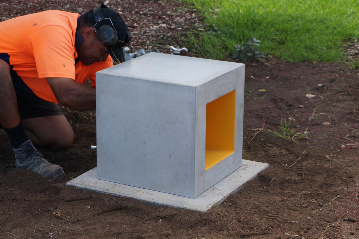 WalkspaceNZ's tweet photo. Concrete Cube Seating went in this morning - will be a fun lil urban space once all completed! #urbanpark #walkspace http://t.co/gbOp7eZU56