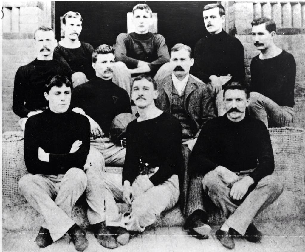 Efax06's tweet photo. The first ever basketball game, played 123 years ago today in 1891 #squad http://t.co/405ZmZ61X2