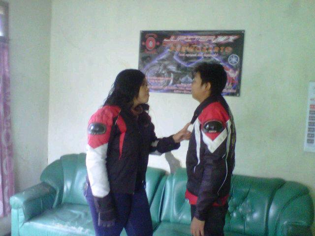 fyant_dwi's tweet photo. Iki jant,. Tau tau udah nongol di purwokerto #labirinBandung #crewlorojiwo #jmcmajalengka. Matur suwun http://t.co/ufs5pzsXx6