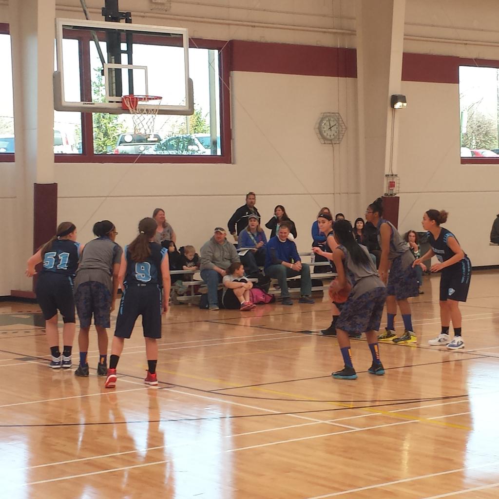 Phoenix Basketball (@up_from_the_ash) on Twitter photo 