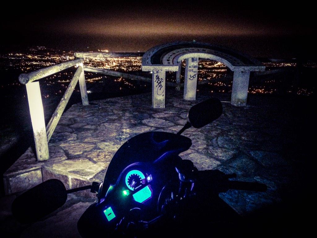 dani_priet's tweet photo. #PicoDelSol #moto #FrioDeCojones http://t.co/vLsscRNyAG
