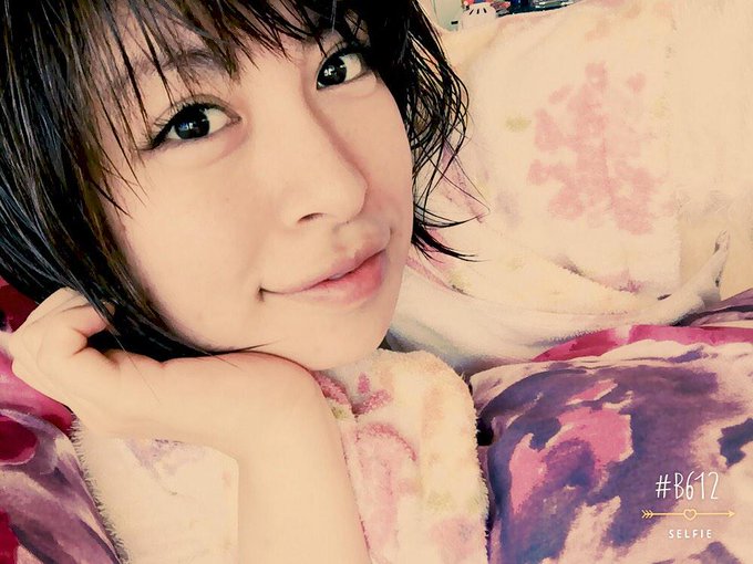 お風呂上がり(*ˊૢᵕˋૢ*) 今日は、すっぴんday♡♡ http://t.co/LAQM7SKn7F