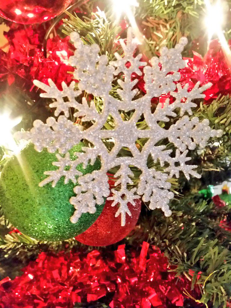03Suni's tweet photo. Christmas is around the corner hope you all have your gifts ready (if your into that kinda thing).. 🎄 http://t.co/LYVRKxow9K