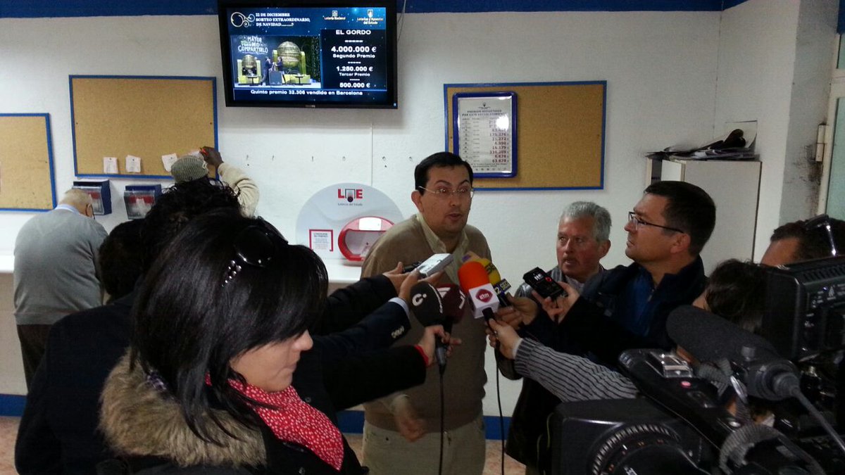#Lotería. Una administración de #Lorca reparte por terminal un décimo del cuarto: laopiniondemurcia.es/comunidad/2014…