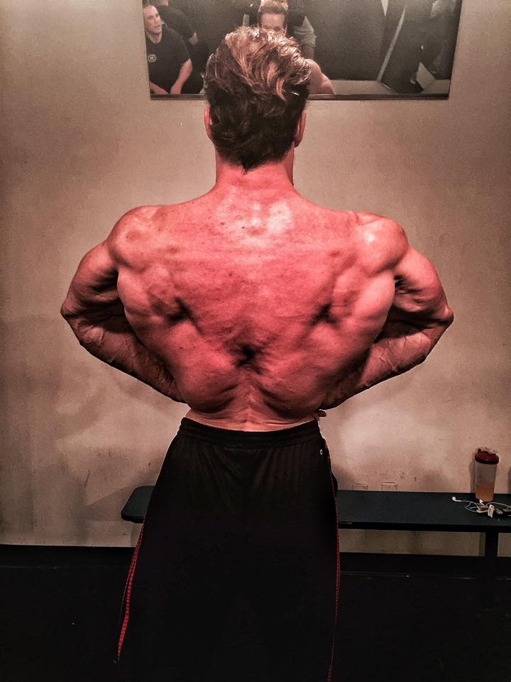 MikeOHearn's tweet photo. Happy #MotivationMonday! I'm super excited for the photo shoot today with Michael Neveux! Crush it today everyone! http://t.co/ZCbkekWTEQ