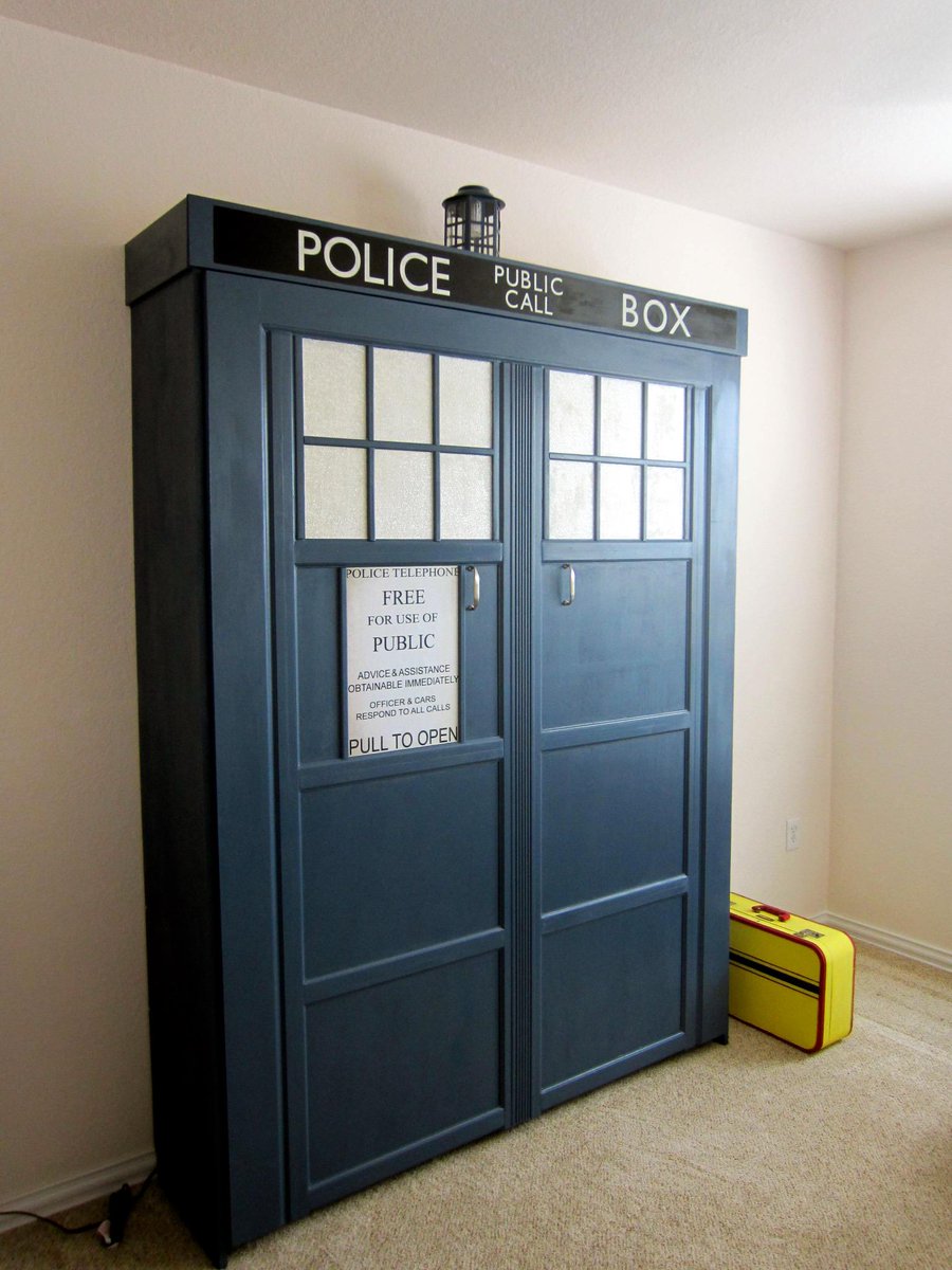 thestubbythumb's tweet photo. You guys!  I can't even tell you how excited I am to finally post this!  http://t.co/fqBLeKn8H5 #DoctorWho http://t.co/B21R26kaWo