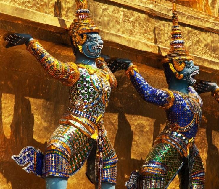 춤추는 여신이라는 뜻의 "압사라"
천상의 춤으로 캄보디아 세계 무형문화유산으로 지정되었는데요.
압사라 무용수들이 결혼하지 못했던 이유와 춤의 의미 등을 알아보세요!
▶  bit.ly/13jx6AD