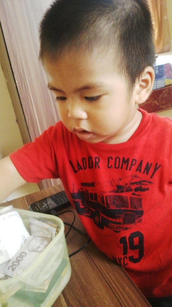 daneshathaa's tweet photo. WOW! Aku menemukan kotak harta karun ;) http://t.co/7r3JSPv0cL