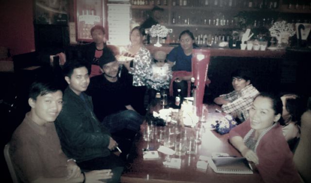 BlackCoffee_40's tweet photo. Kami pun rindu ibu...hikz"@meciw_: Cieee kangen cieee :D "@fat_juli: With u all guys @BlackCoffee_40 miss u guyss!!! http://t.co/Fi8HPFS3Yi