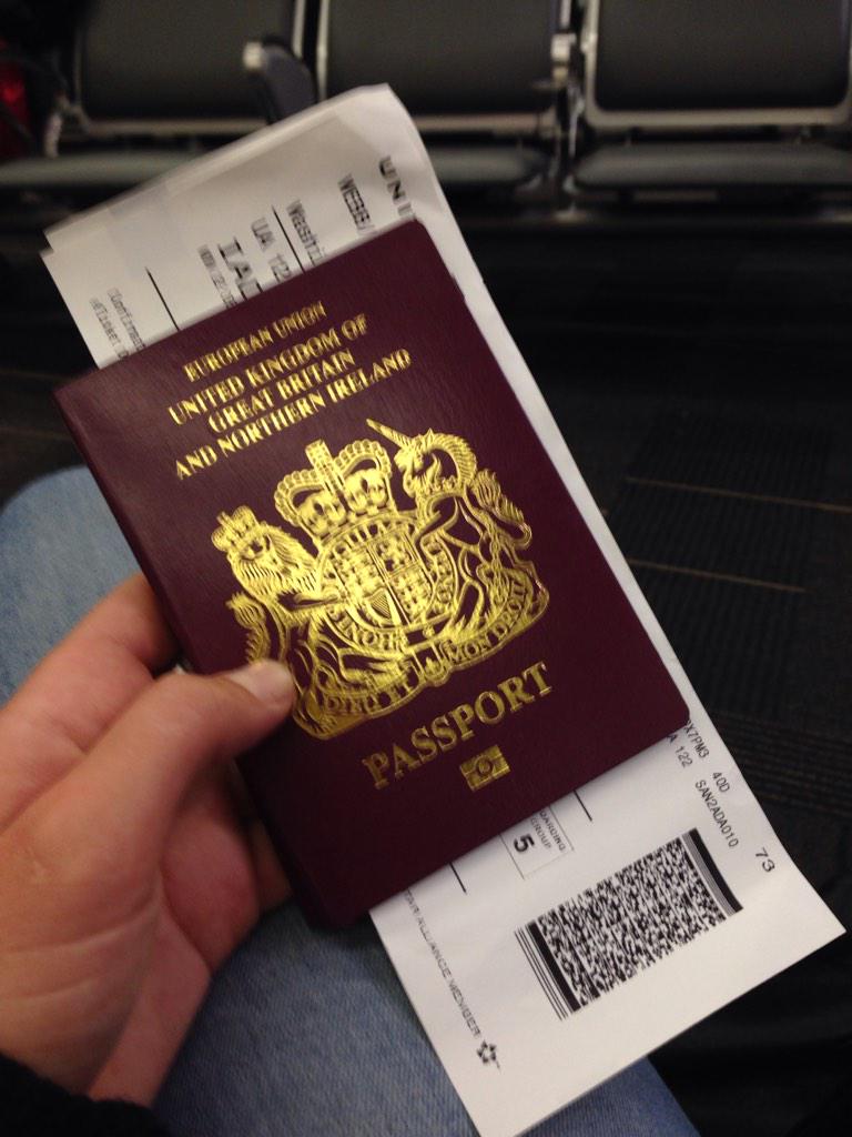 MaddieWebb94's tweet photo. See you in 2 weeks San Diego. Bring on the rain England ☔️ http://t.co/xzAxpvC7sV