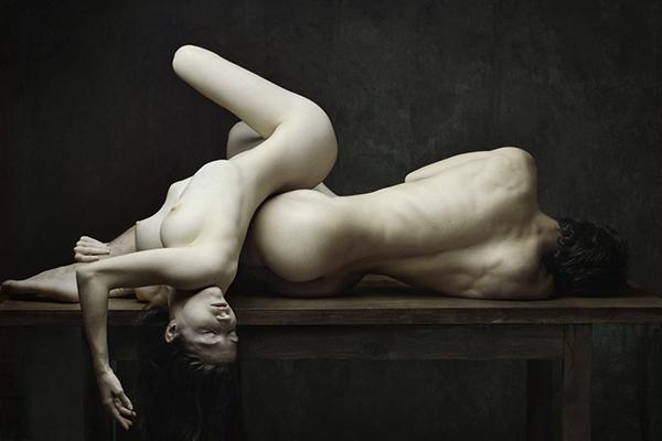 On the #beautifulbizarre website now: <a href="/o_valsecchi/">Olivier Valsecchi</a> | When Life and Death Have Sex beautifulbizarre.net/2014/12/22/oli…