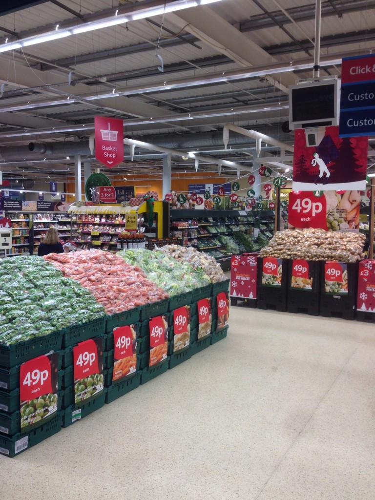 What a great produce department this morning. #DownhamTescoteam <a href="/martintsmith/">Martin Smith</a> <a href="/neilchab/">Neil Davis</a> <a href="/nicolacollis1/">nicola collis</a>