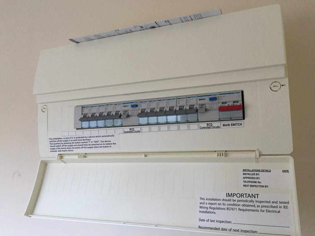 MSEElectrical's tweet photo. @hageruk#hagergang number 47 of 2014 just can't make the half century haves good Christmas http://t.co/5KLFqvXpBD