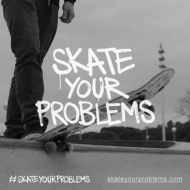 <a href="/porliniers/">Liniers</a> Si puedes, RT. Skateboard Solidario diseñado por 10 niños en riesgo de exclusión youtube.com/watch?v=DvCzss…