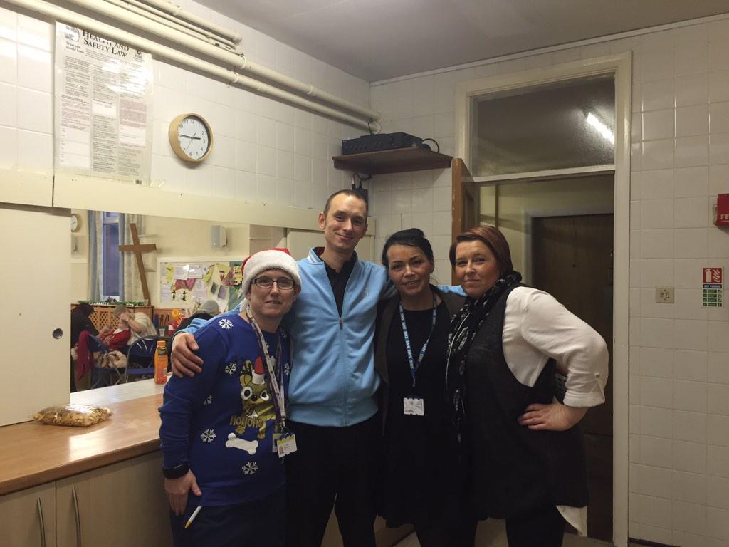 robosbourne's tweet image. Old friends reunited @lorrain72735590 @hayleybrooks14 @sarahlea70