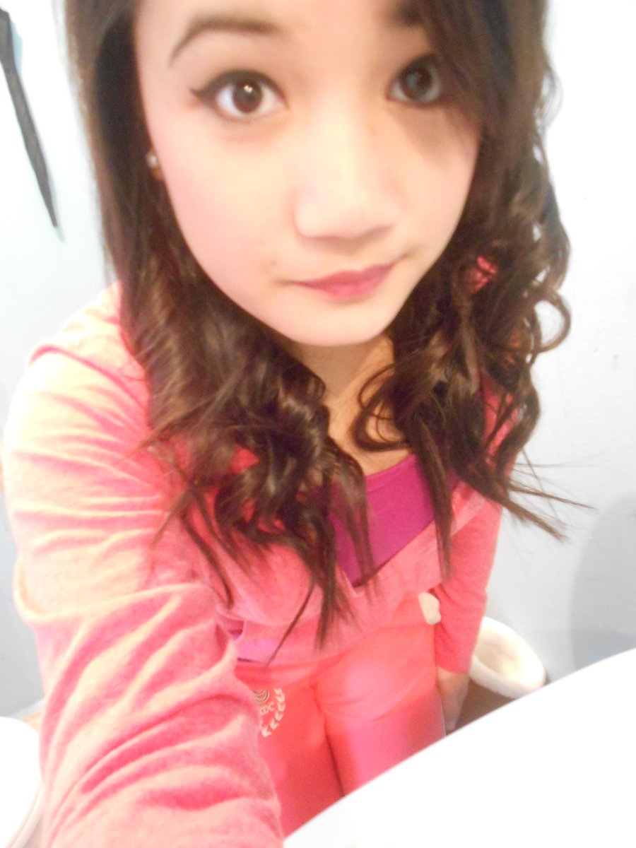 JanogYan's tweet photo. Smile and let the whole world that your ready for Christmas :D haha excited yaaay ! http://t.co/B2G910NRtJ