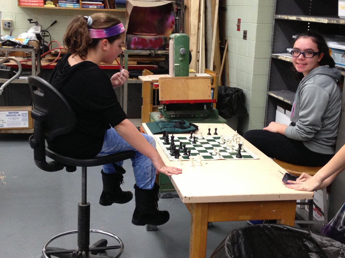 GouveiaTech's tweet photo. Chess Club at Berner!  @BernerChiefs #bmschiefs http://t.co/q8nK8JJw5F